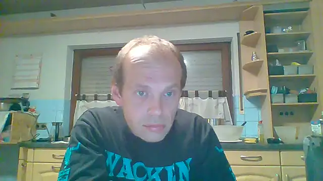 tommy3300 online show from December 22, 2025, 6:13 am