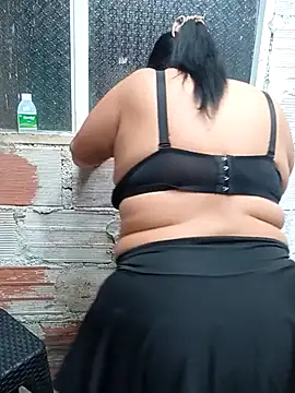 Snapshot of mother2-divorced chatting on February 25, 2026, 1:44 pm mother2-divorced online show from February 25, 2026, 1:44 pm