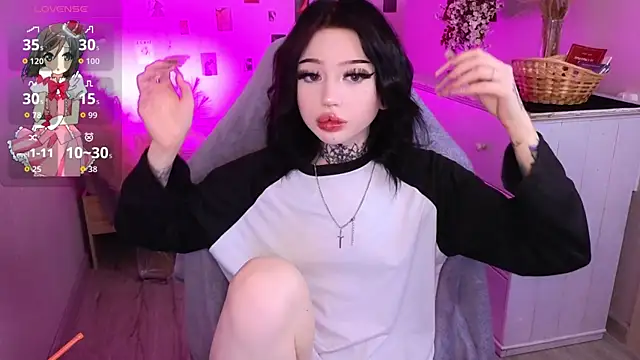 Emma Kirks online show from June 11, 2026, 12:35 pm