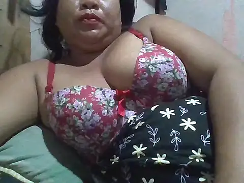 xxmysweetpinayy69 online show from April 28, 2026, 10:14 pm