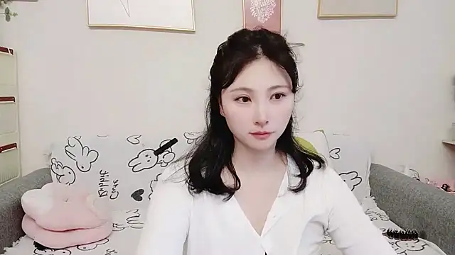 yuyan3929 online show from July 28, 2026, 12:18 am