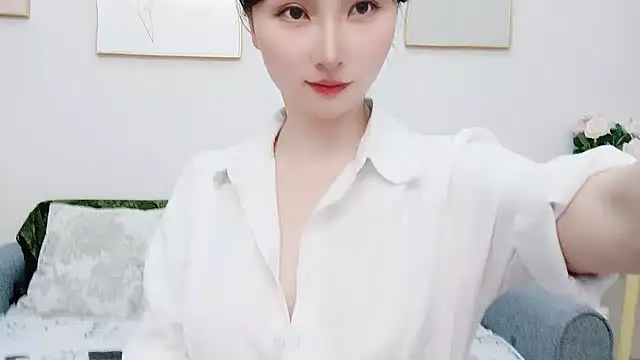yuyan3929 online show from June 27, 2026, 12:22 pm