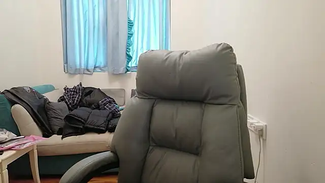 L1kuto online show from February 5, 2026, 8:21 am