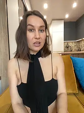 Snapshot of AliceLili chatting on November 4, 2025, 10:41 am AliceLili online show from November 4, 2025, 10:41 am