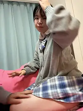 Snapshot of school_ch chatting on February 16, 2026, 8:40 pm school ch online show from February 16, 2026, 8:40 pm