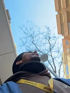 Albert Madrid online show from January 19, 2026, 1:26 pm