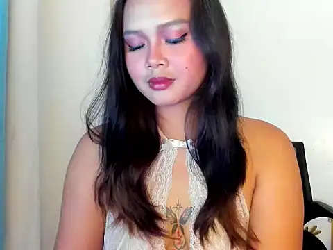 Snapshot of chicc_alexa chatting on November 2, 2025, 5:40 pm chicc alexa online show from November 2, 2025, 5:40 pm