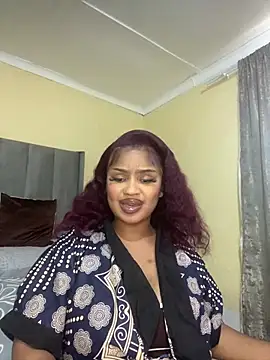 Snapshot of Amberr_Roose chatting on June 27, 2026, 11:49 am Amberr Roose online show from June 27, 2026, 11:49 am