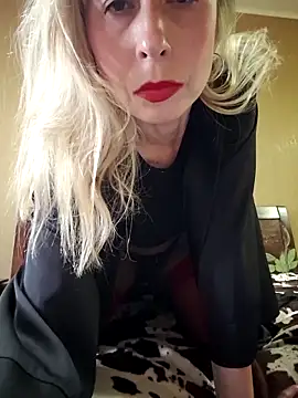 Snapshot of SelinaLovqx chatting on June 21, 2026, 3:51 pm SelinaLovqx online show from June 21, 2026, 3:51 pm