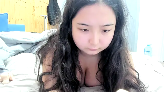 miomyao online show from January 6, 2026, 11:14 am