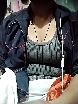 Ezabelljohn online show from December 21, 2025, 10:39 am