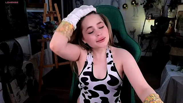 Jessi wxw online show from January 10, 2026, 10:43 am