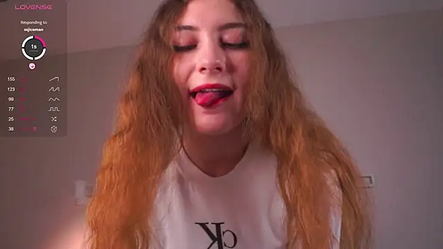 MegganKinson online show from November 29, 2025, 5:18 am