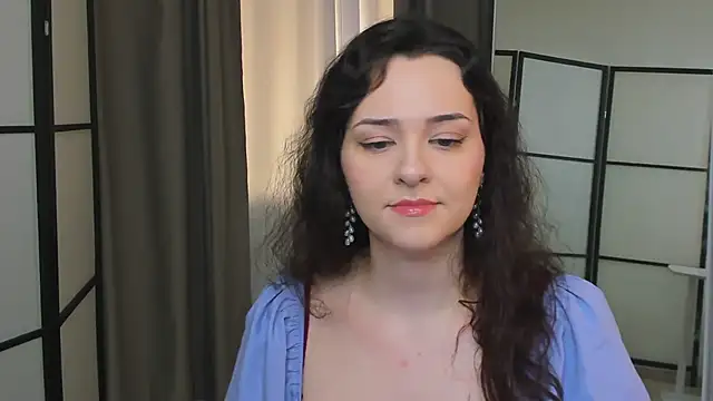 Snapshot of Camilla_Rowen chatting on April 5, 2026, 8:37 pm Camilla Rowen online show from April 5, 2026, 8:37 pm