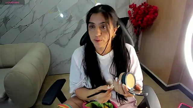 andrea tasty tf online show from December 17, 2025, 12:54 pm