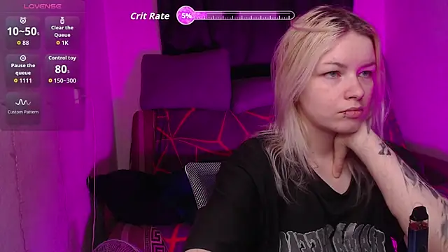 CherryNight6 online show from May 26, 2026, 10:30 pm