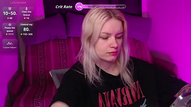 CherryNight6 online show from May 8, 2026, 9:18 pm