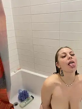 elliepixie online show from July 25, 2026, 6:58 pm