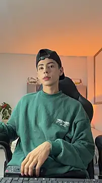 Snapshot of Sebastian_Reed chatting on February 22, 2026, 7:15 pm Sebastian Reed online show from February 22, 2026, 7:15 pm