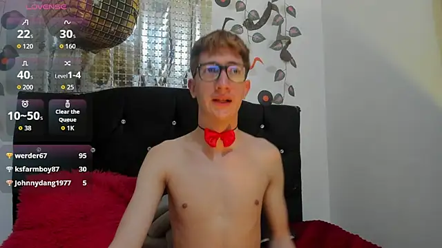 Erick Taylor3 online show from November 3, 2025, 7:06 pm