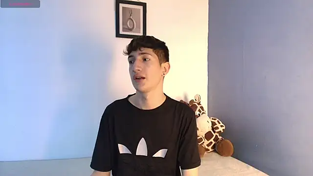 Erick Taylor3 online show from July 29, 2026, 9:03 pm