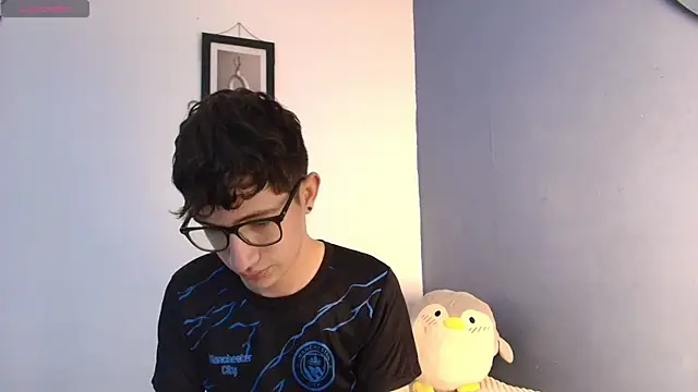 Erick Taylor3 online show from July 28, 2026, 8:01 pm