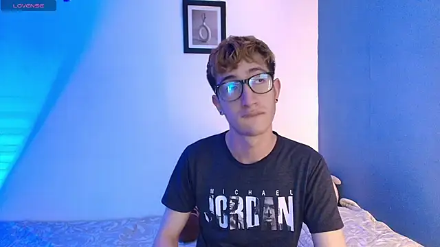 Snapshot of Erick_Taylor3 chatting on June 6, 2026, 7:30 pm Erick Taylor3 online show from June 6, 2026, 7:30 pm