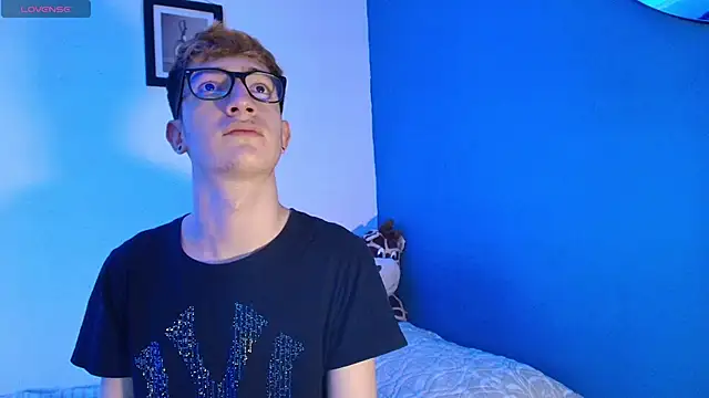 Snapshot of Erick_Taylor3 chatting on June 1, 2026, 2:39 pm Erick Taylor3 online show from June 1, 2026, 2:39 pm