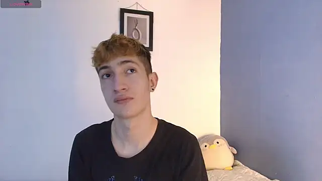 Erick Taylor3 online show from June 21, 2026, 7:41 pm