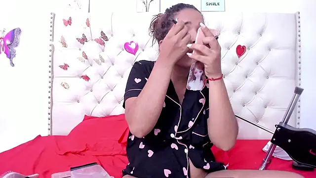 Snapshot of celena_wonder chatting on March 3, 2026, 6:59 pm celena wonder online show from March 3, 2026, 6:59 pm