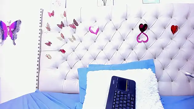 Snapshot of celena_wonder chatting on February 28, 2026, 7:46 pm celena wonder online show from February 28, 2026, 7:46 pm