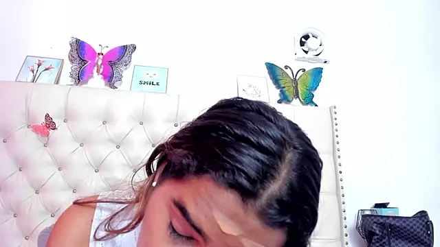 celena wonder online show from June 21, 2026, 5:52 pm
