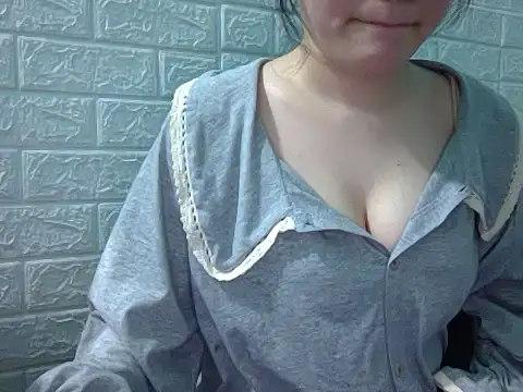 May2k2 online show from January 8, 2026, 2:23 pm