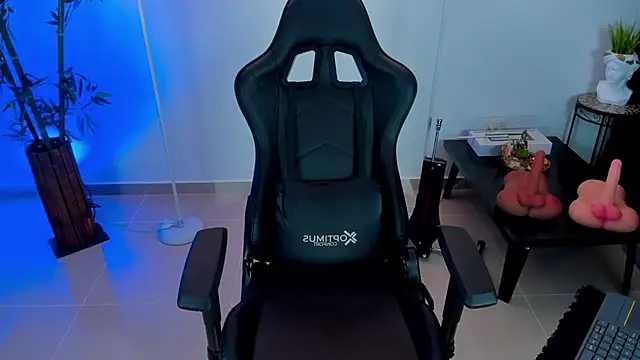 Snapshot of JessicaPratt chatting on March 16, 2025, 11:37 pm JessicaPratt online show from March 16, 2025, 11:37 pm