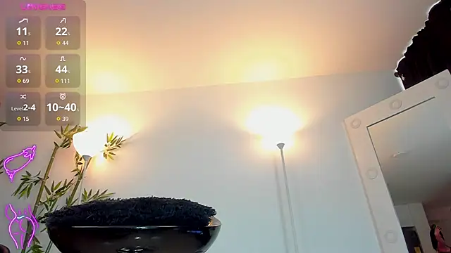 Snapshot of JessicaPratt chatting on September 29, 2025, 4:12 pm JessicaPratt online show from September 29, 2025, 4:12 pm