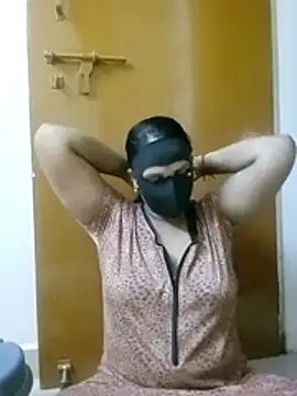 tamilammu1431 online show from December 18, 2025, 5:17 pm