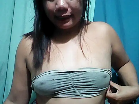 Snapshot of lady_pam2025 chatting on April 20, 2026, 7:48 pm lady pam2025 online show from April 20, 2026, 7:48 pm