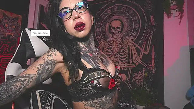 Dalia Vorhees online show from December 16, 2025, 1:32 am