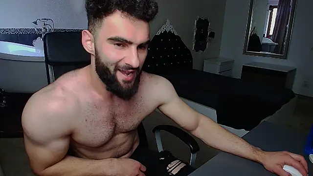Snapshot of MicahLane chatting on June 7, 2026, 4:28 am MicahLane online show from June 7, 2026, 4:28 am