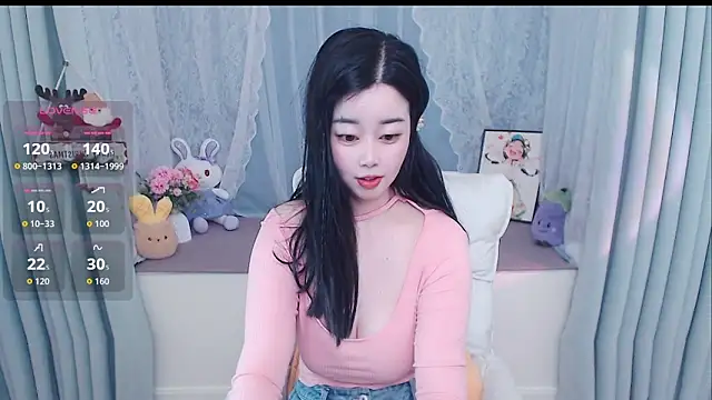 Xiaodie-baby online show from May 7, 2026, 2:49 am