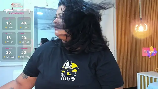 Hanna curvy  online show from November 26, 2025, 11:10 am