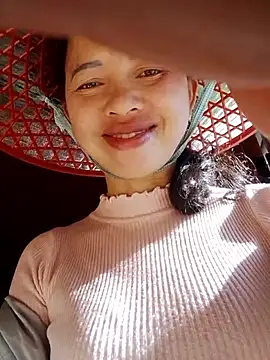 TRIEUTRIEU20 online show from December 19, 2025, 7:33 am