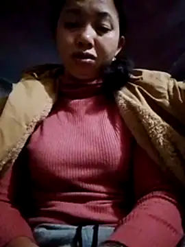 TRIEUTRIEU20 online show from December 17, 2025, 6:02 pm