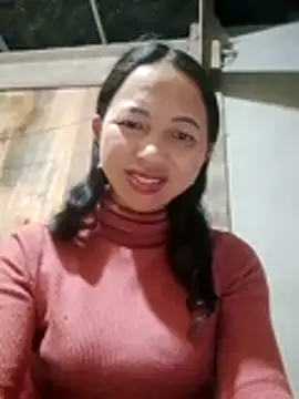 TRIEUTRIEU20 online show from December 3, 2025, 9:25 pm