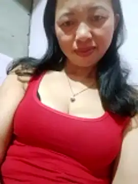TRIEUTRIEU20 online show from May 10, 2026, 11:39 pm