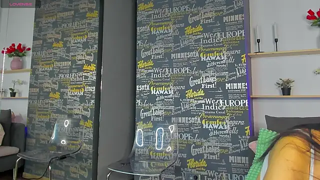 DemmiLove online show from November 29, 2025, 8:31 pm