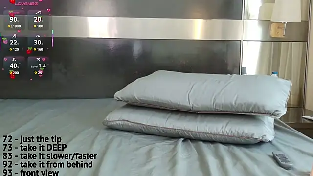 Snapshot of lolatheangel chatting on February 20, 2026, 3:36 am lolatheangel online show from February 20, 2026, 3:36 am