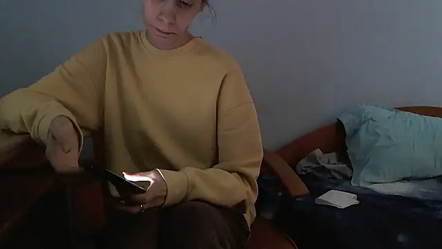 Snapshot of andreea713 chatting on March 26, 2026, 2:59 pm andreea713 online show from March 26, 2026, 2:59 pm