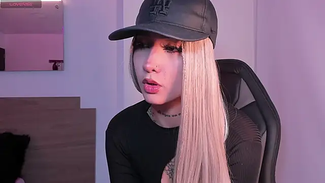 Katta Martini  online show from November 20, 2025, 11:44 am