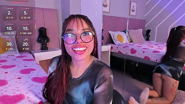 LittleNathy  online show from April 6, 2026, 6:09 pm